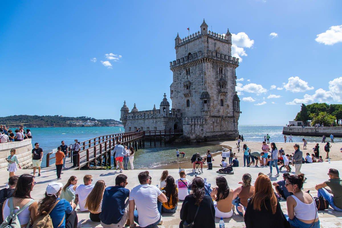 Top 10 Destinos Favoráveis para Brasileiros Morarem e Investirem