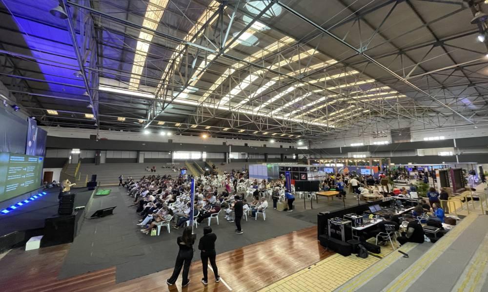Conexão Litoral 2026 incentiva negócios, inovação e turismo no Paraná
