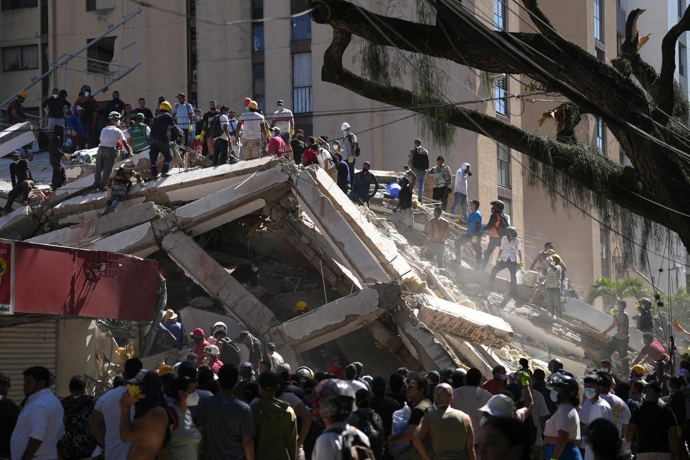 Colômbia solicita suspensão de tarifas dos EUA após terremoto devastador