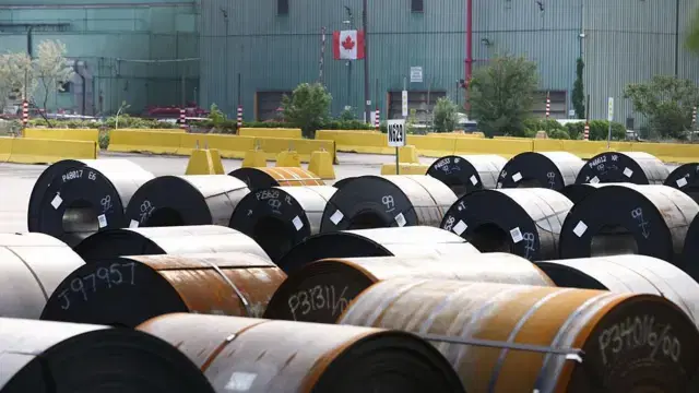 Canadá intensifica retaliação econômica em resposta à guerra comercial de Trump