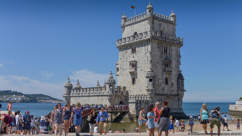 Desaceleração do turismo em Portugal desperta debate sobre novo modelo de negócios