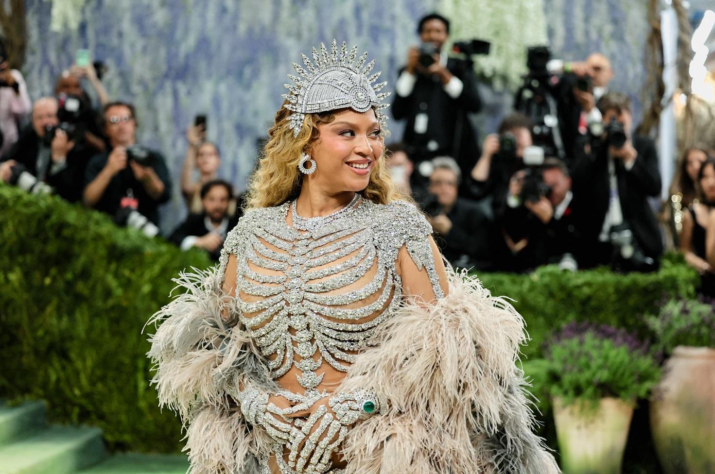 Beyoncé assume controle total da SirDavis após saída da LVMH do mercado de uísque